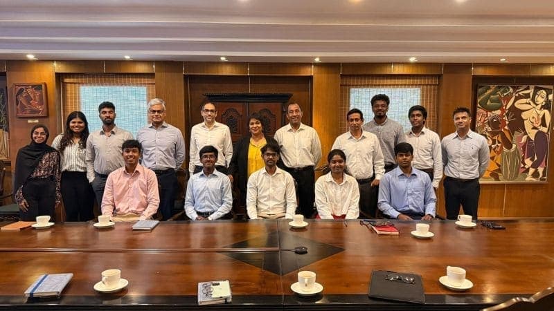 John Keells Holdings & Brandix Lanka